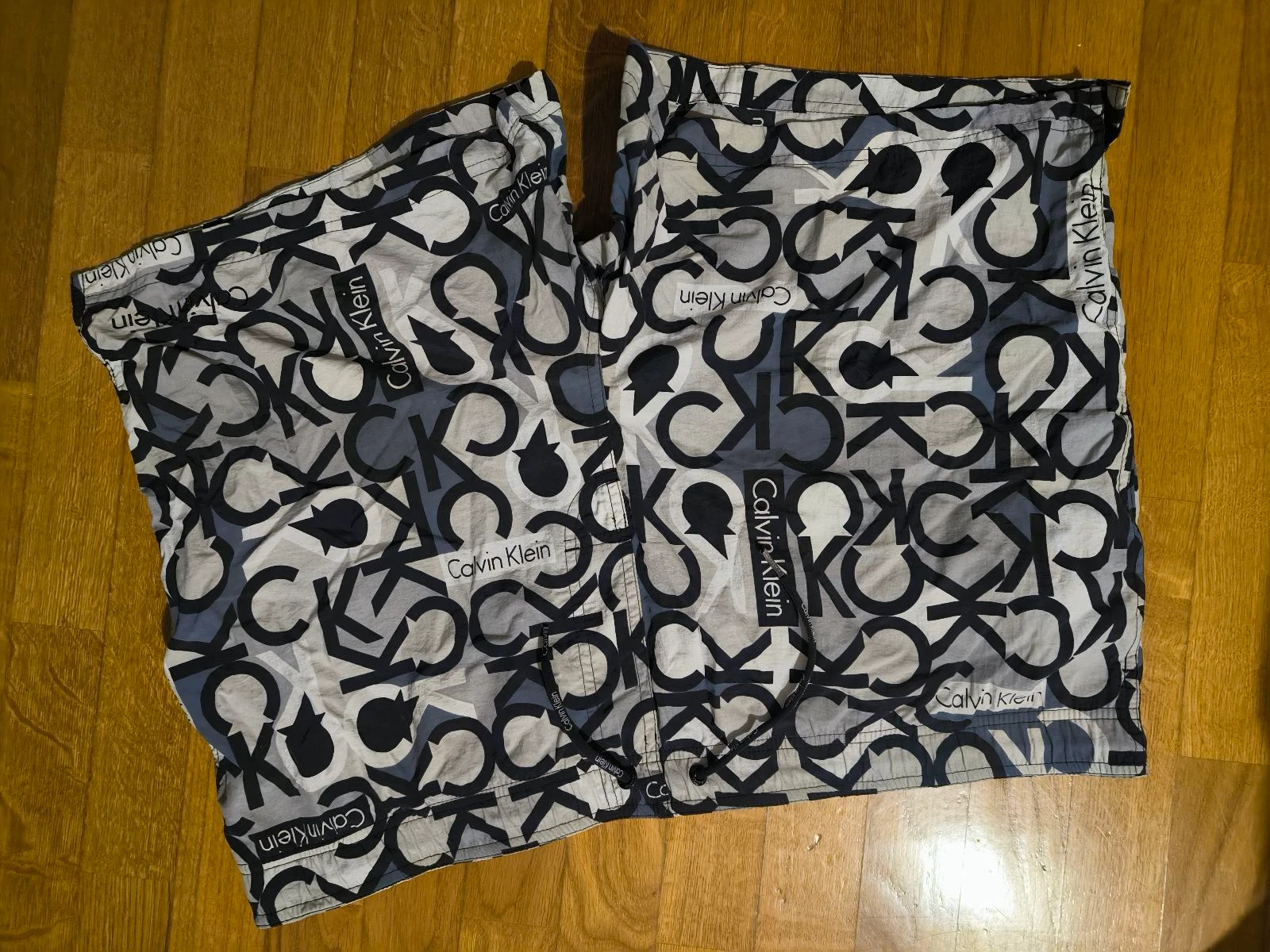 Calvin Klein swim trunks – photo 3